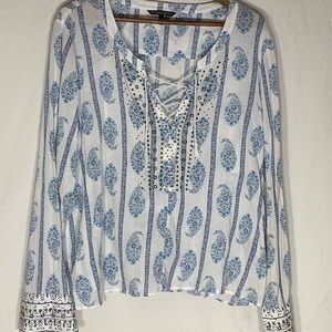 Victoria's Secret Blue/White Lace up Peseant Top